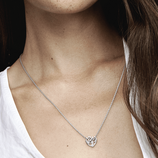 Colar Coração e Arvore da Família