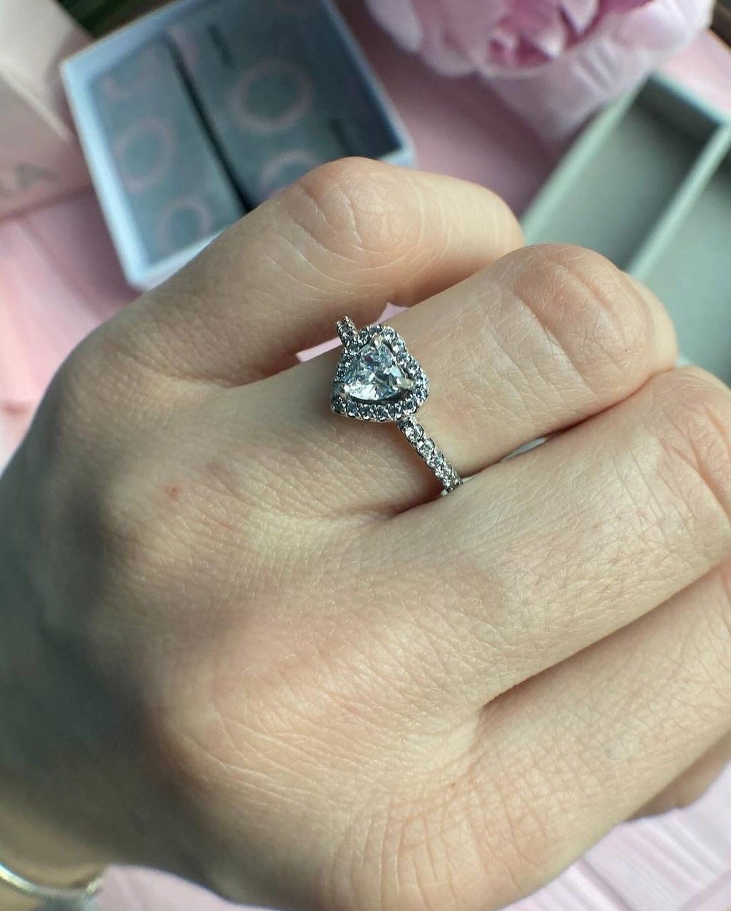 Conjunto Coração Elevado - Brincos, Anel e Colar