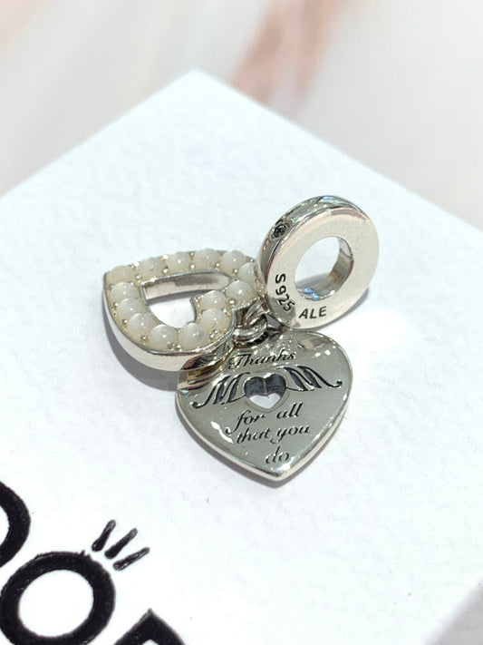 Charm Pendente Duplo Coração Branco Perolado