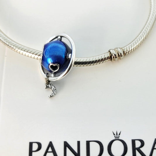 Charm Planeta Amor & Amuleto da Lua