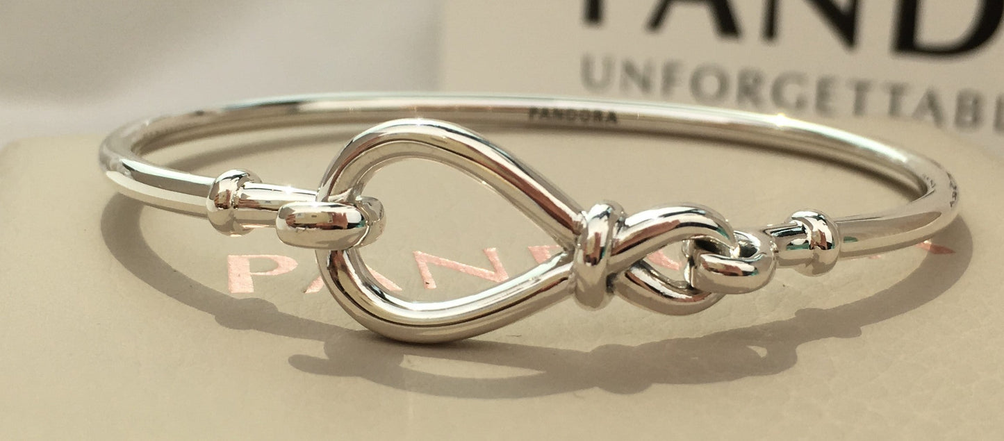 Pulseira Rígido Fecho Infinito Assimétrico