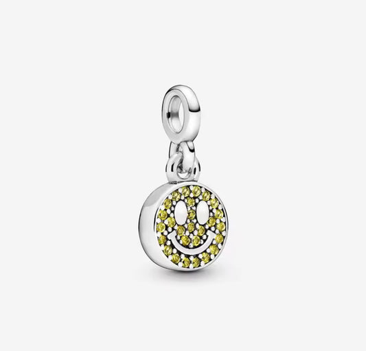 Mini Charm Essence Smile