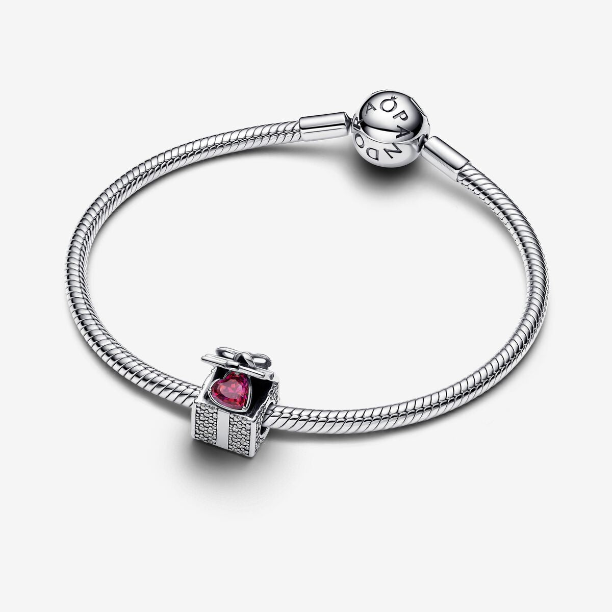 Charm de Caixa de Presente Cintilante