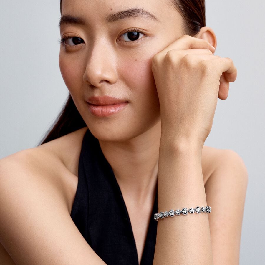 Halo Hearts Bracelete