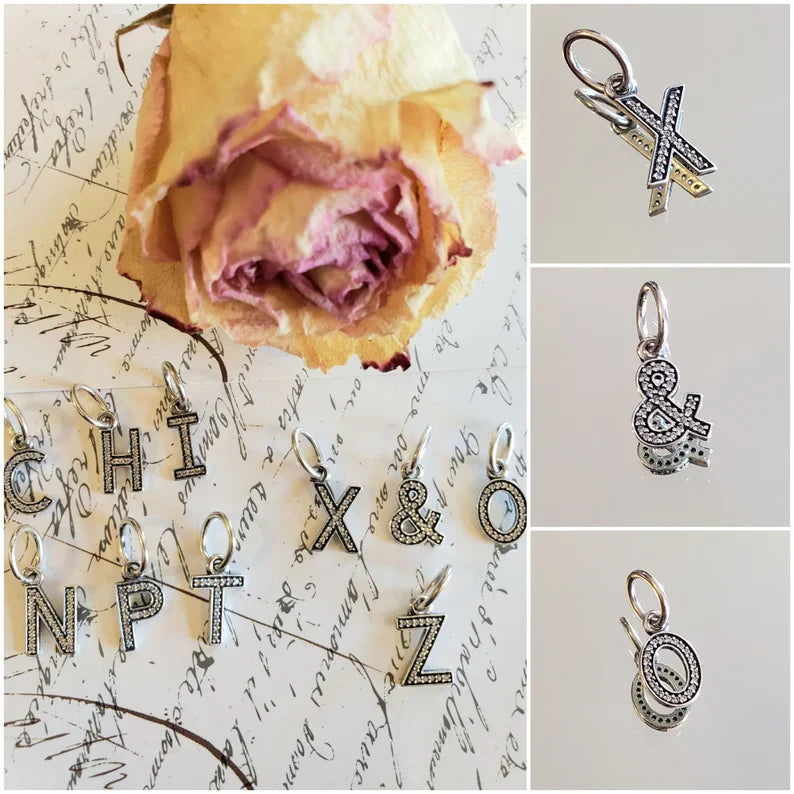 Charm Pendente Letras