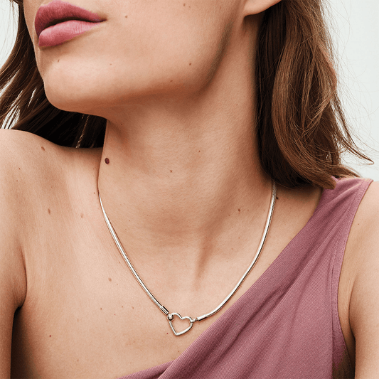 Colar De Prata Corrente Em Trama E Fecho De Coracao