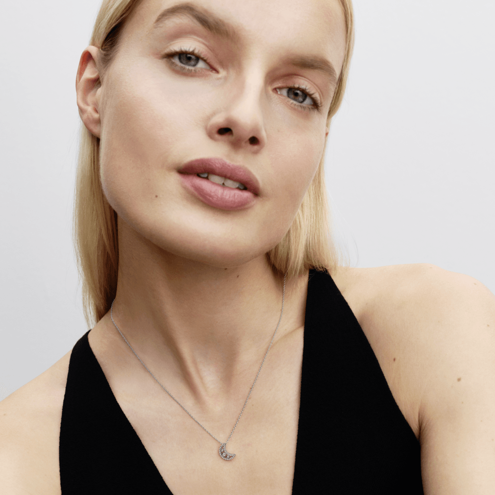 Colar De Prata Pingente Lua Brilhante