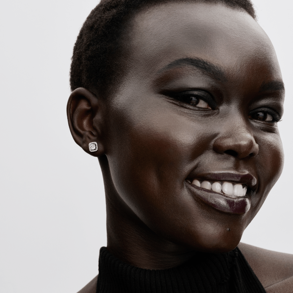 Brinco De Prata Pequeno Quadrado Brilhante